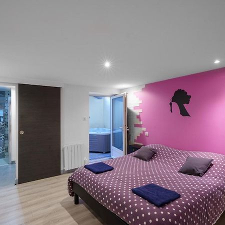 Appartement Spa Privatif Et Cinema Centre Ville Metz Luaran gambar