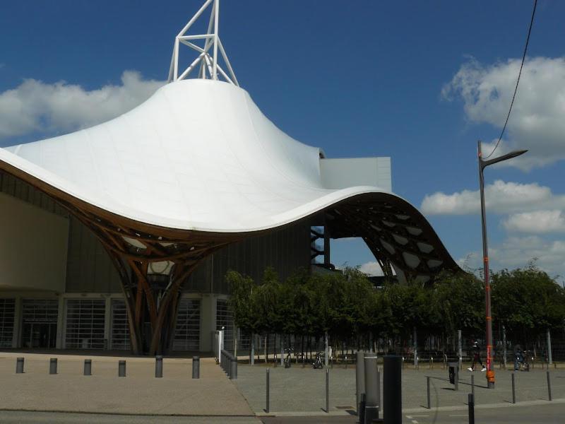 Appartement Spa Privatif Et Cinema Centre Ville Metz Luaran gambar