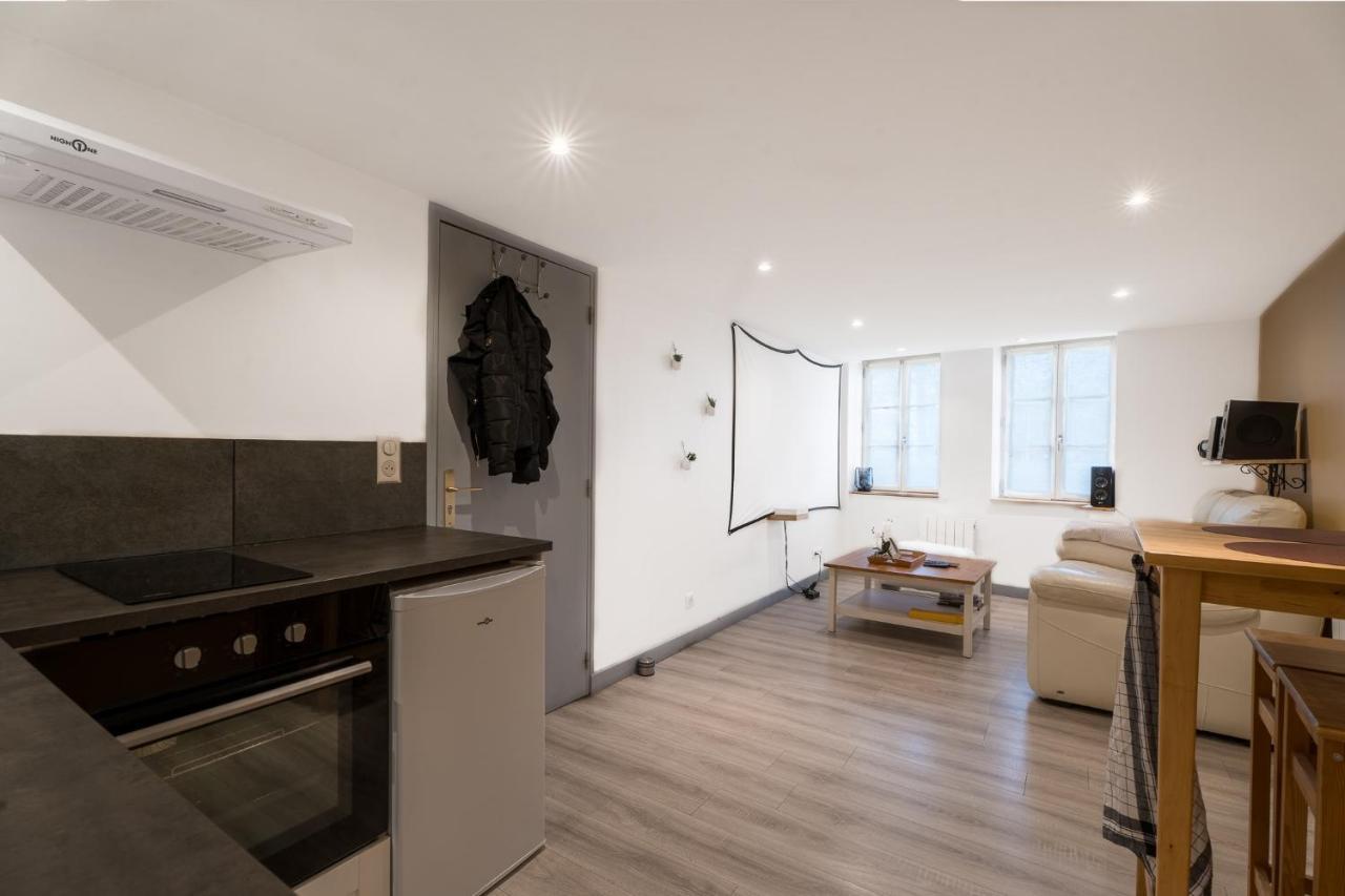 Appartement Spa Privatif Et Cinema Centre Ville Metz Luaran gambar