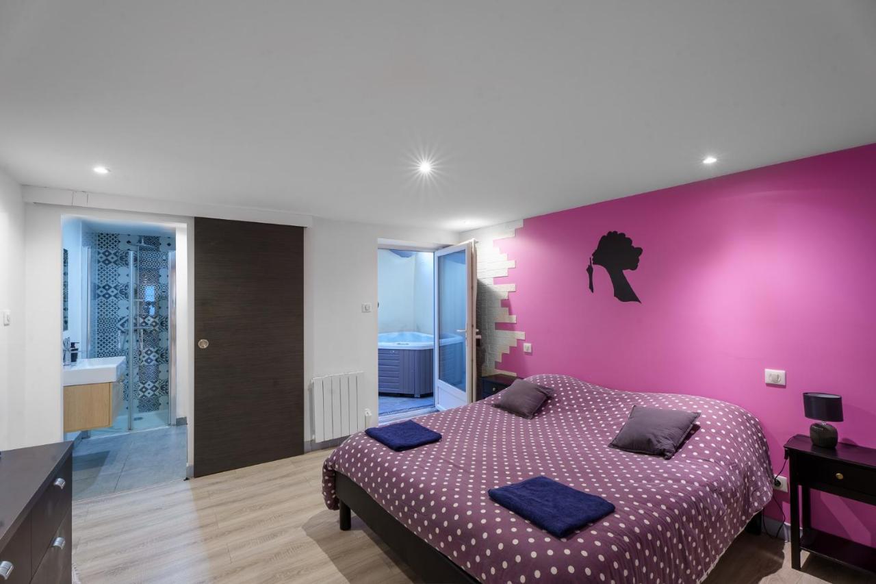 Appartement Spa Privatif Et Cinema Centre Ville Metz Luaran gambar