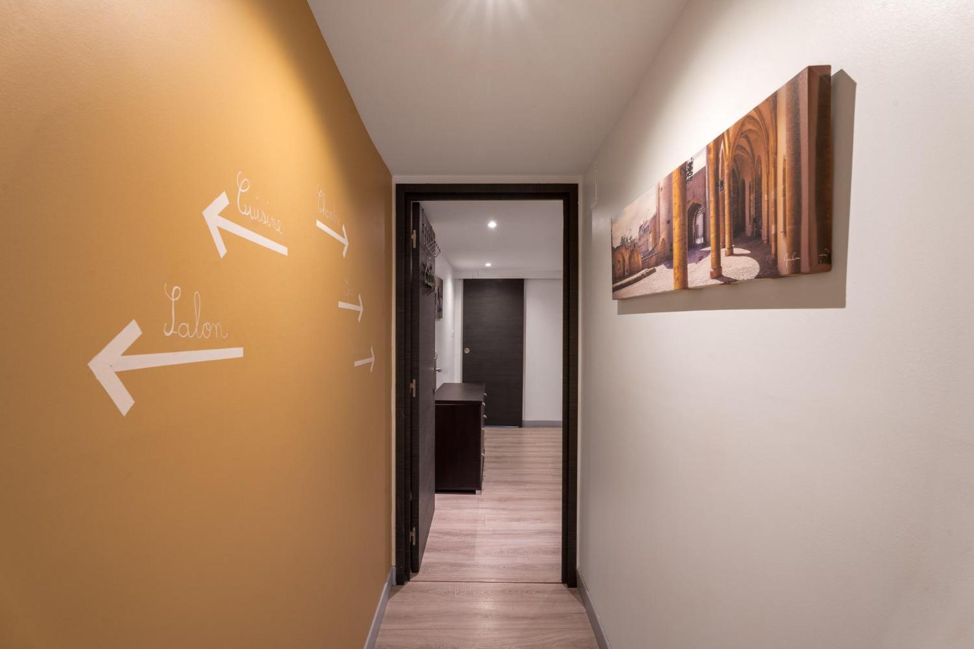 Appartement Spa Privatif Et Cinema Centre Ville Metz Luaran gambar